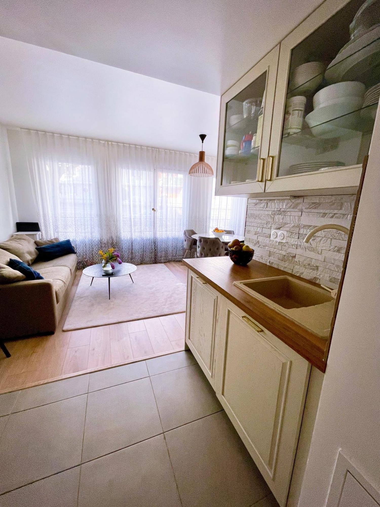 Grand Appartement Clichy Exteriér fotografie
